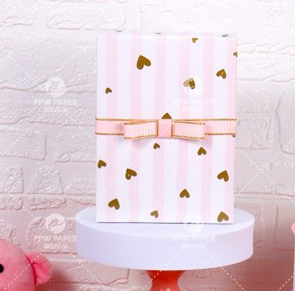 Packaging paper "Heart"
